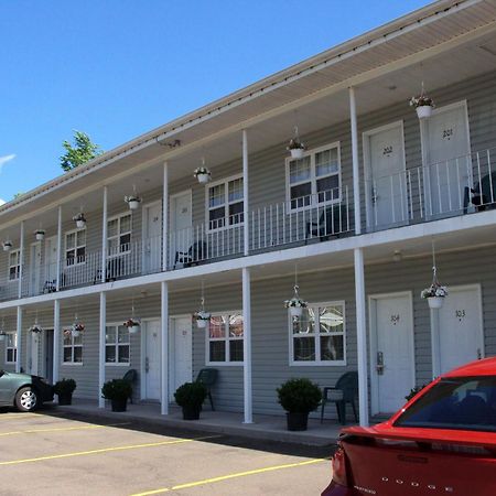 Midtown Motel & Suites Moncton Esterno foto