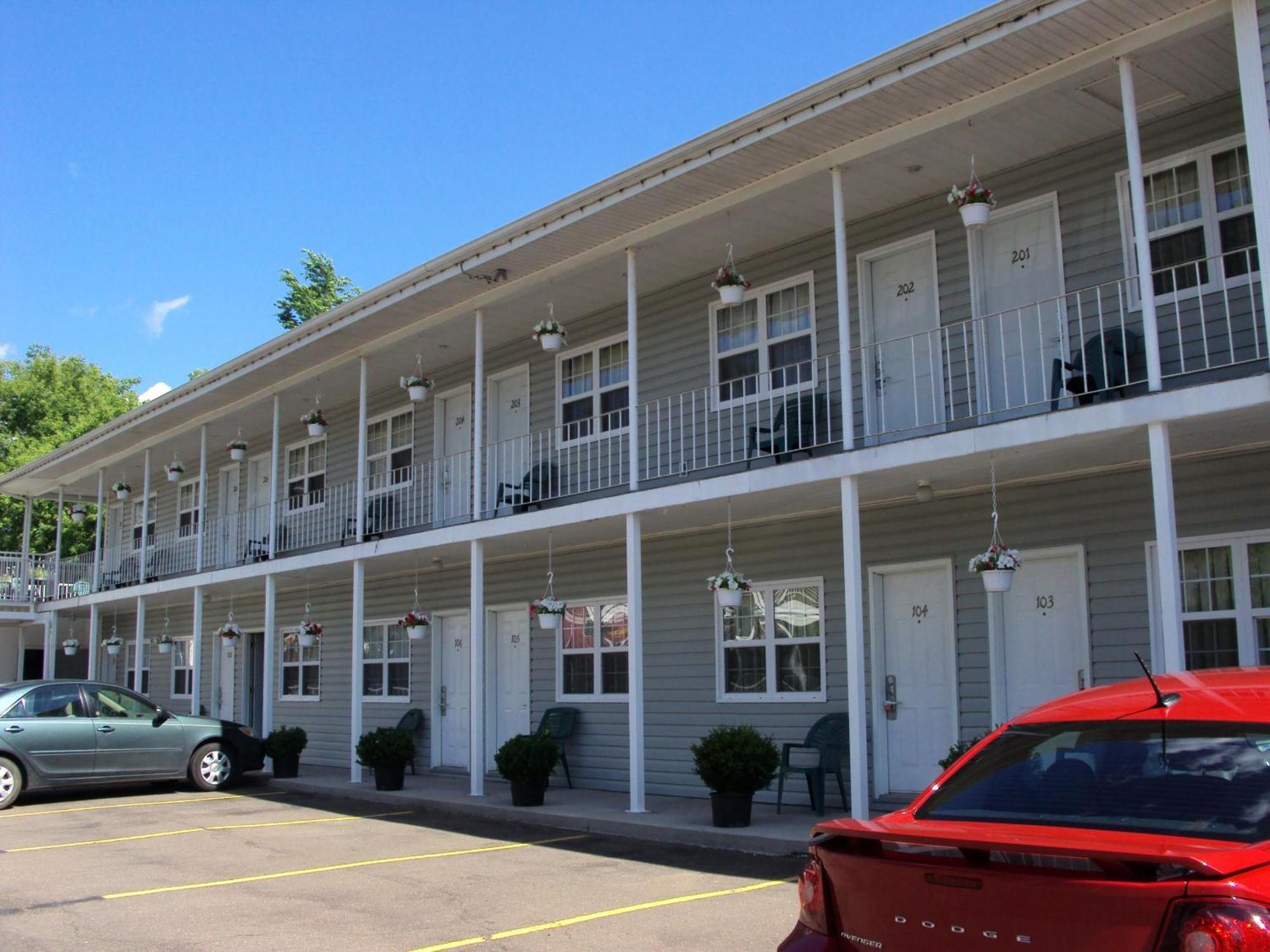 Midtown Motel & Suites Moncton Esterno foto