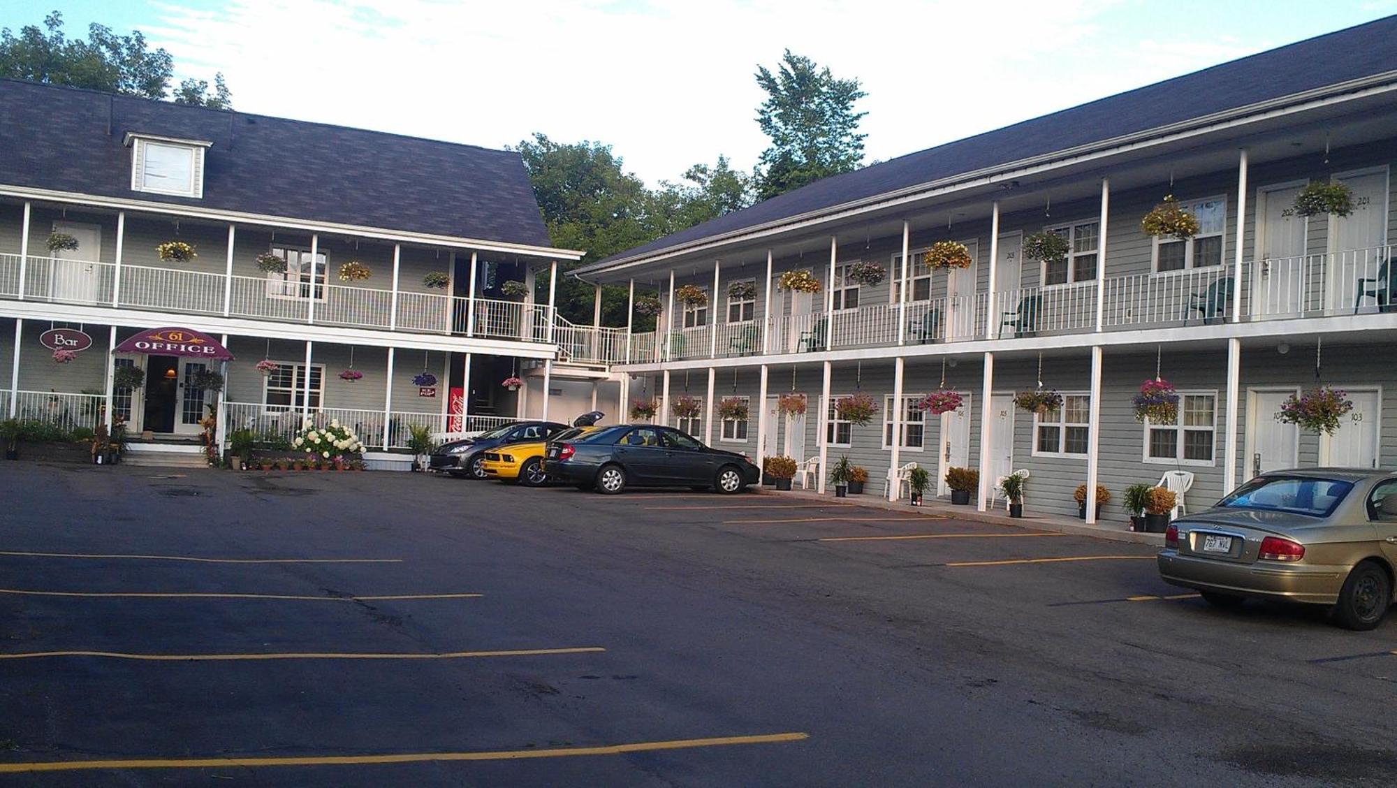 Midtown Motel & Suites Moncton Esterno foto