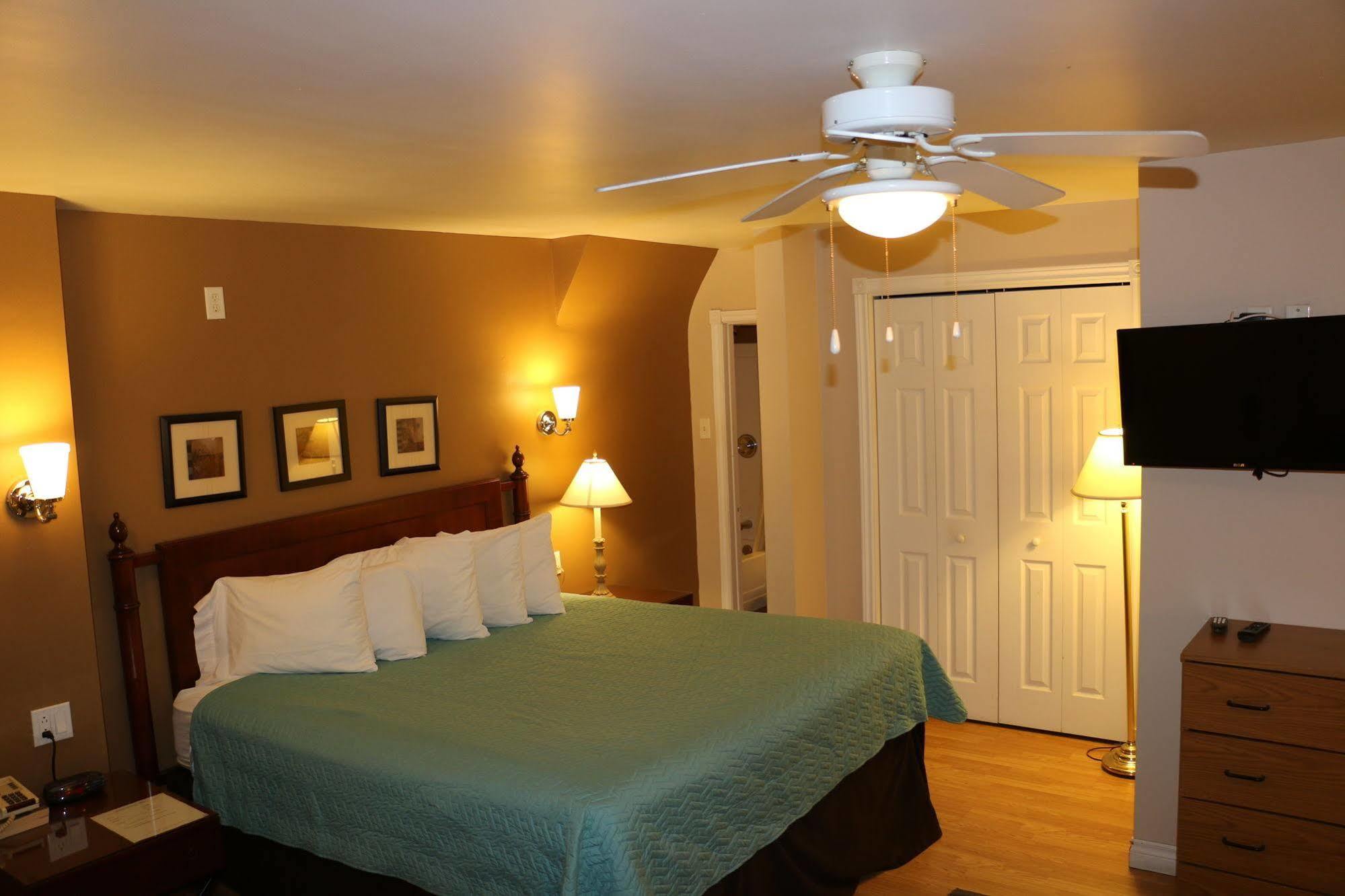 Midtown Motel & Suites Moncton Esterno foto