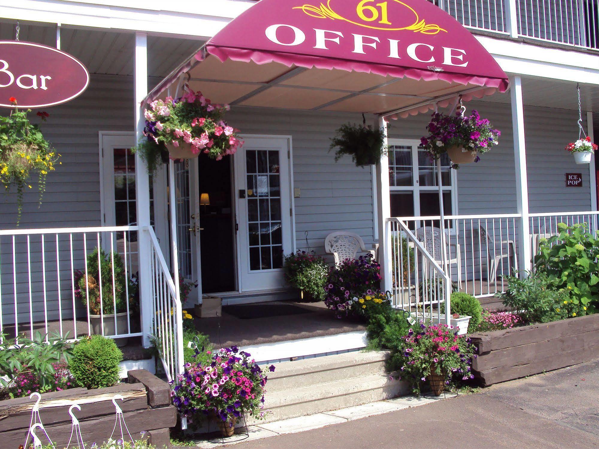 Midtown Motel & Suites Moncton Esterno foto