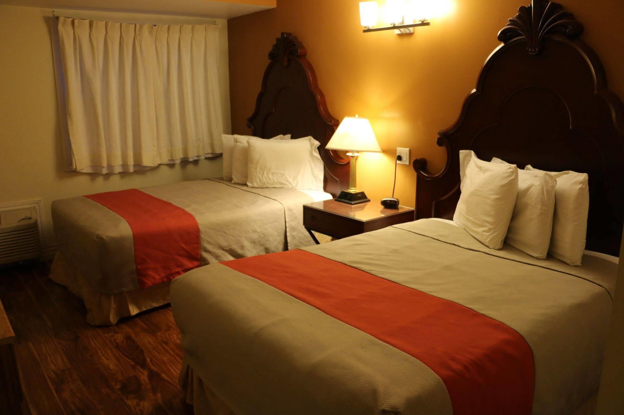 Midtown Motel & Suites Moncton Esterno foto