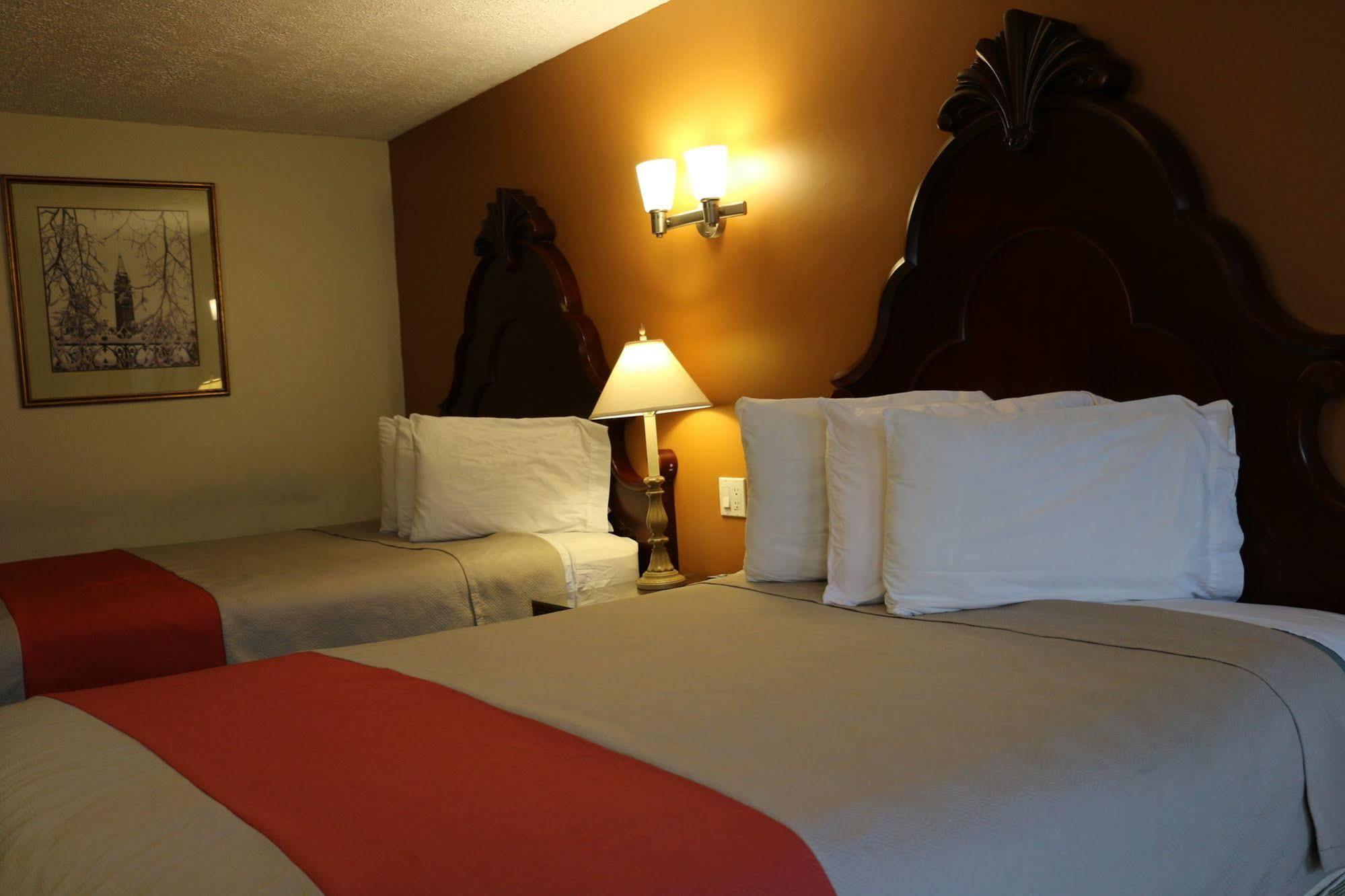 Midtown Motel & Suites Moncton Esterno foto