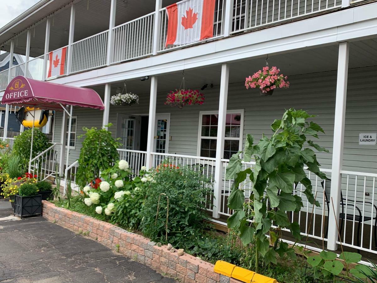 Midtown Motel & Suites Moncton Esterno foto